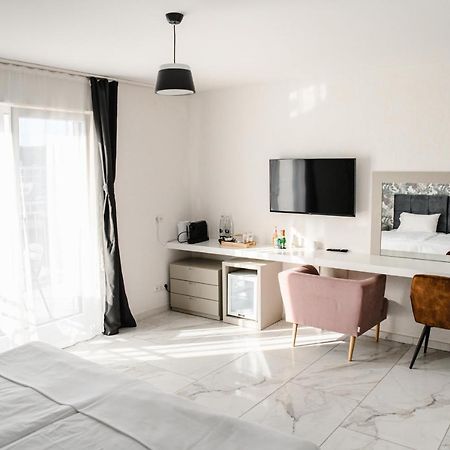 Waldstetten  Hotel Flora מראה חיצוני תמונה